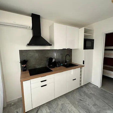 Apartament T3 Renove Vu Port Clim Et Wifi