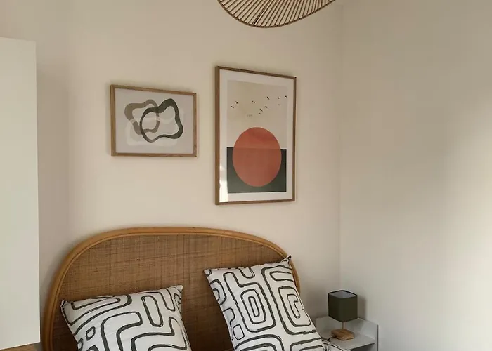 T3 Renove Vu Port Clim Et Wifi *