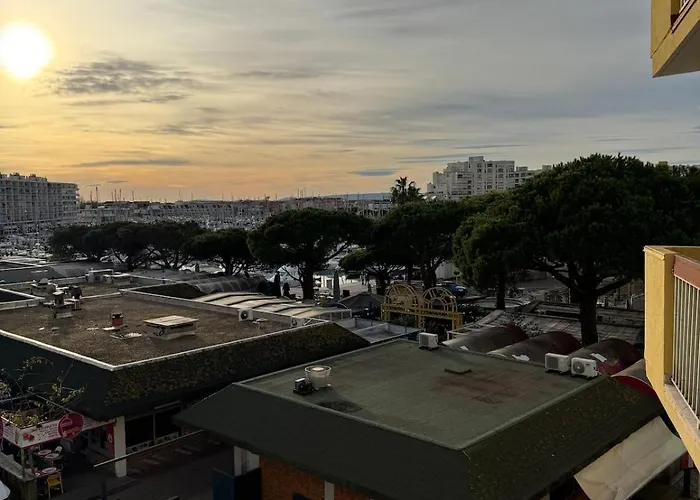 T3 Renove Vu Port Clim Et Wifi Apartamento *